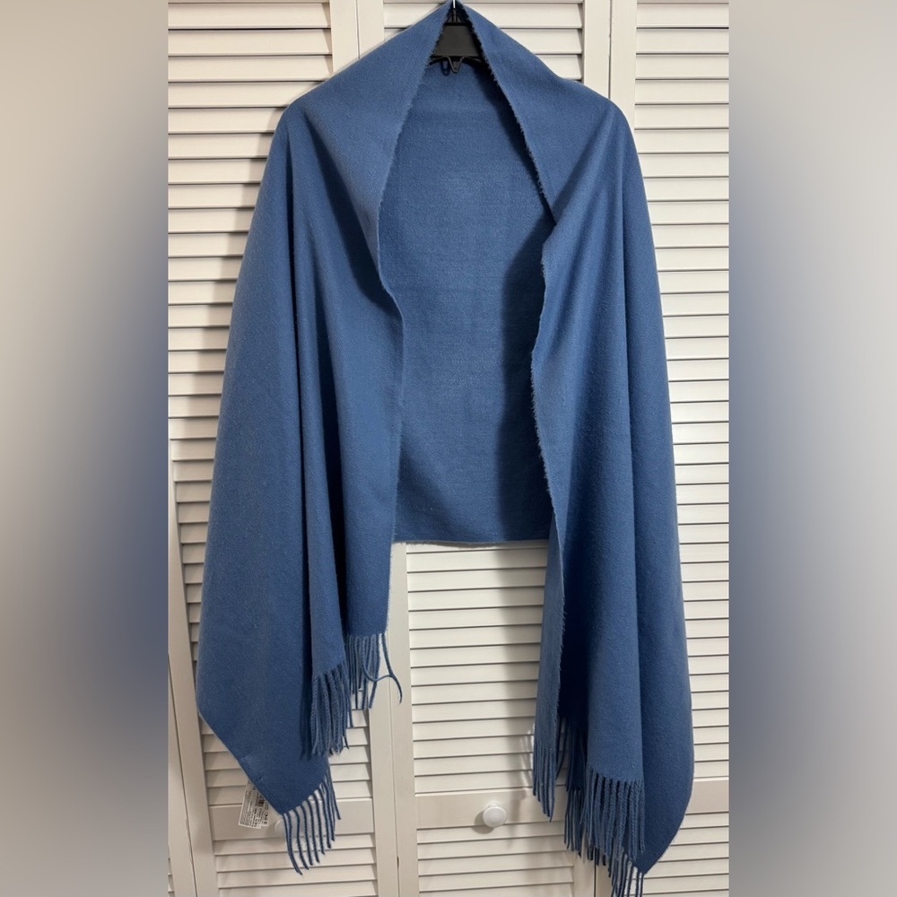 Mango classic scarf in blue 73”х 26”